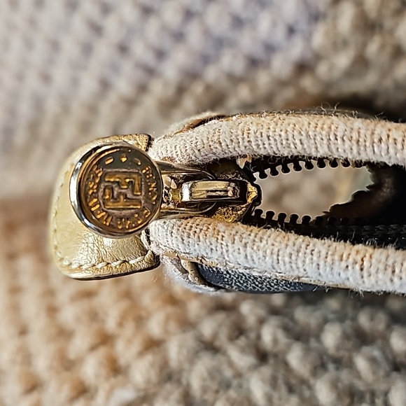 Vintage Fendi Clutch - Picture 3 of 6